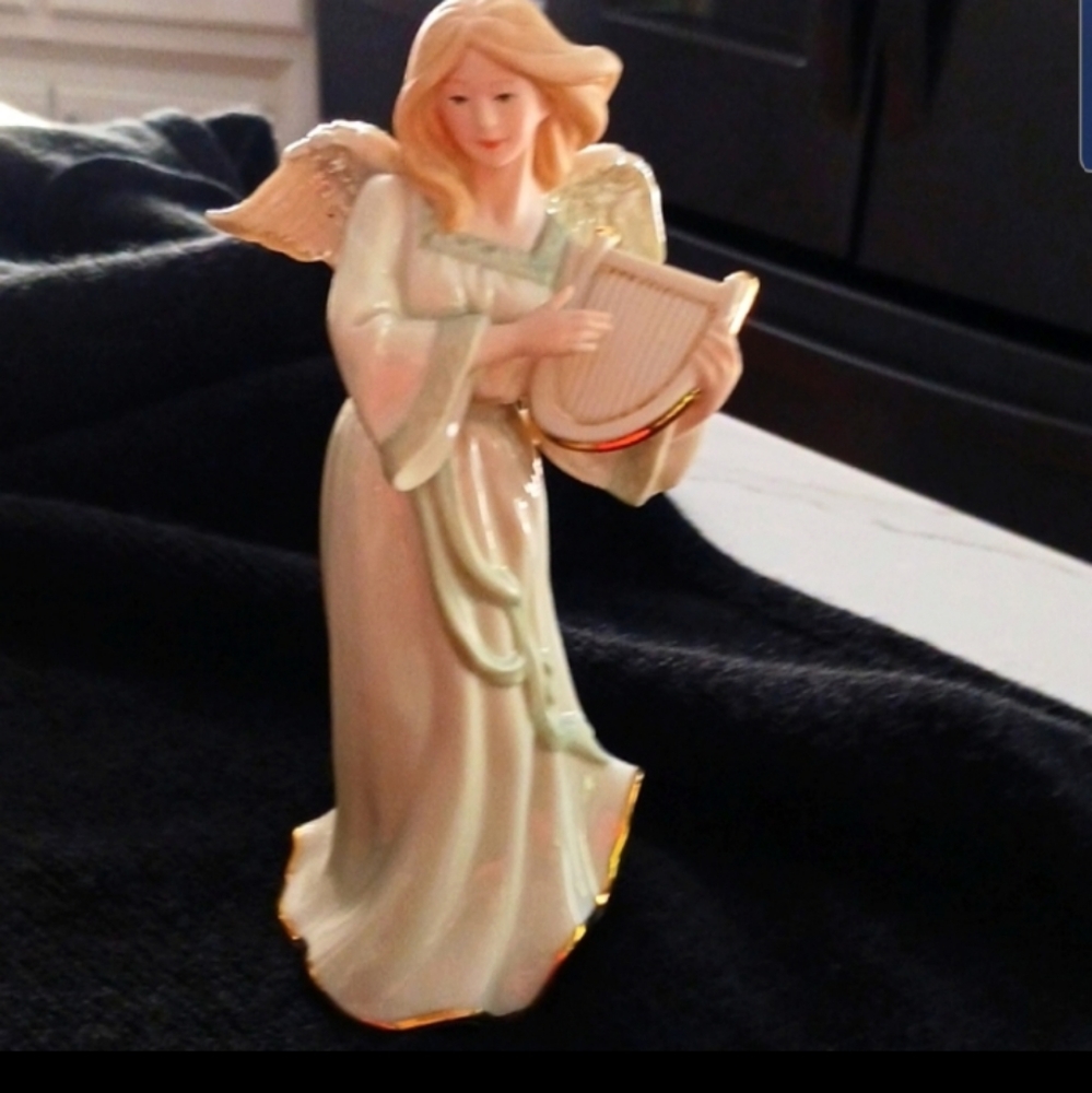 Lenox Angel